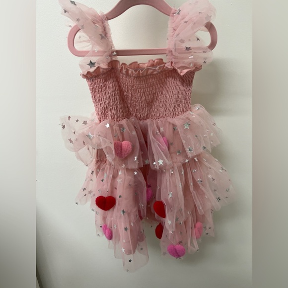 🌱🦢4 FOR $15!🦢🌱 Pink Tulle Dress with Heart Accents - Picture 2 of 2